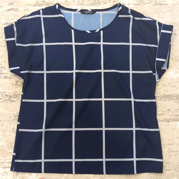 SHEIN Grid Print Short Sleeve Top - Picture 1 of 4